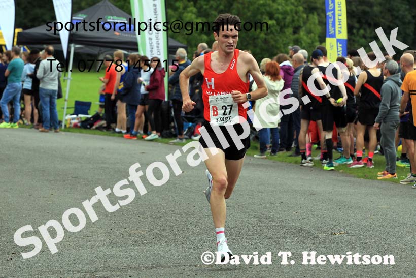 Senior mens Northern 6 Stage Relay, 2023 Northern 6 and 4 Stage Relays and Youngsters, Birkenhead Park, Wirral.  Photo: David T. Hewitson/Sports for All Pics